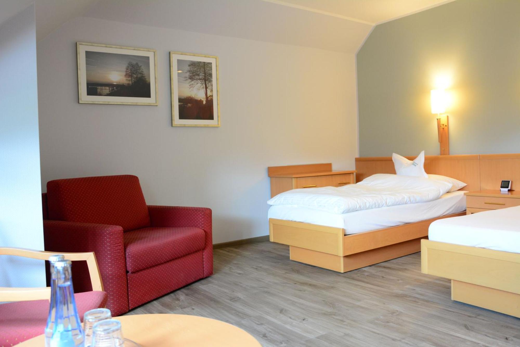 Hotel Restaurant "Zur Post" Holdorf Exteriör bild