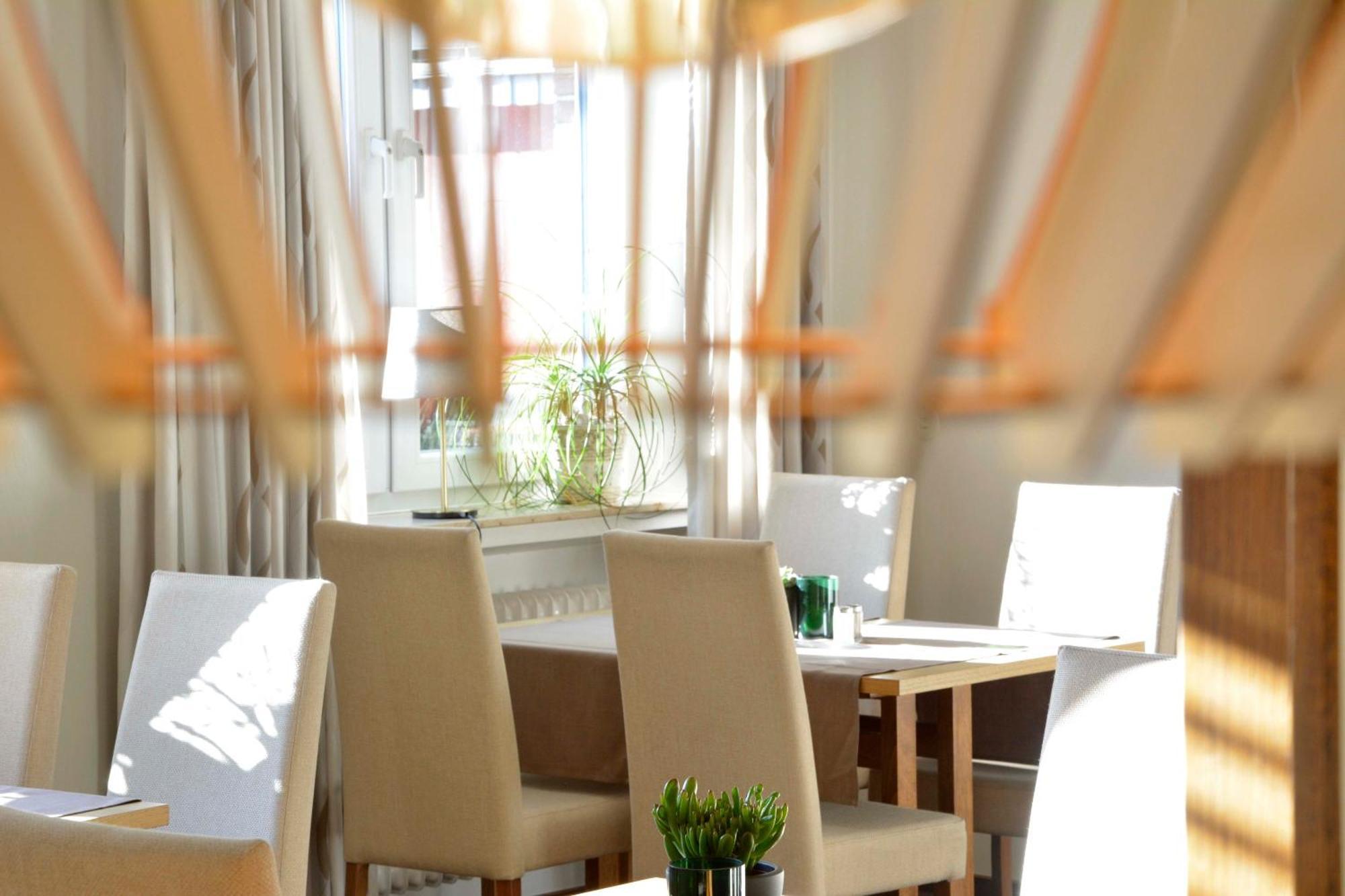 Hotel Restaurant "Zur Post" Holdorf Exteriör bild